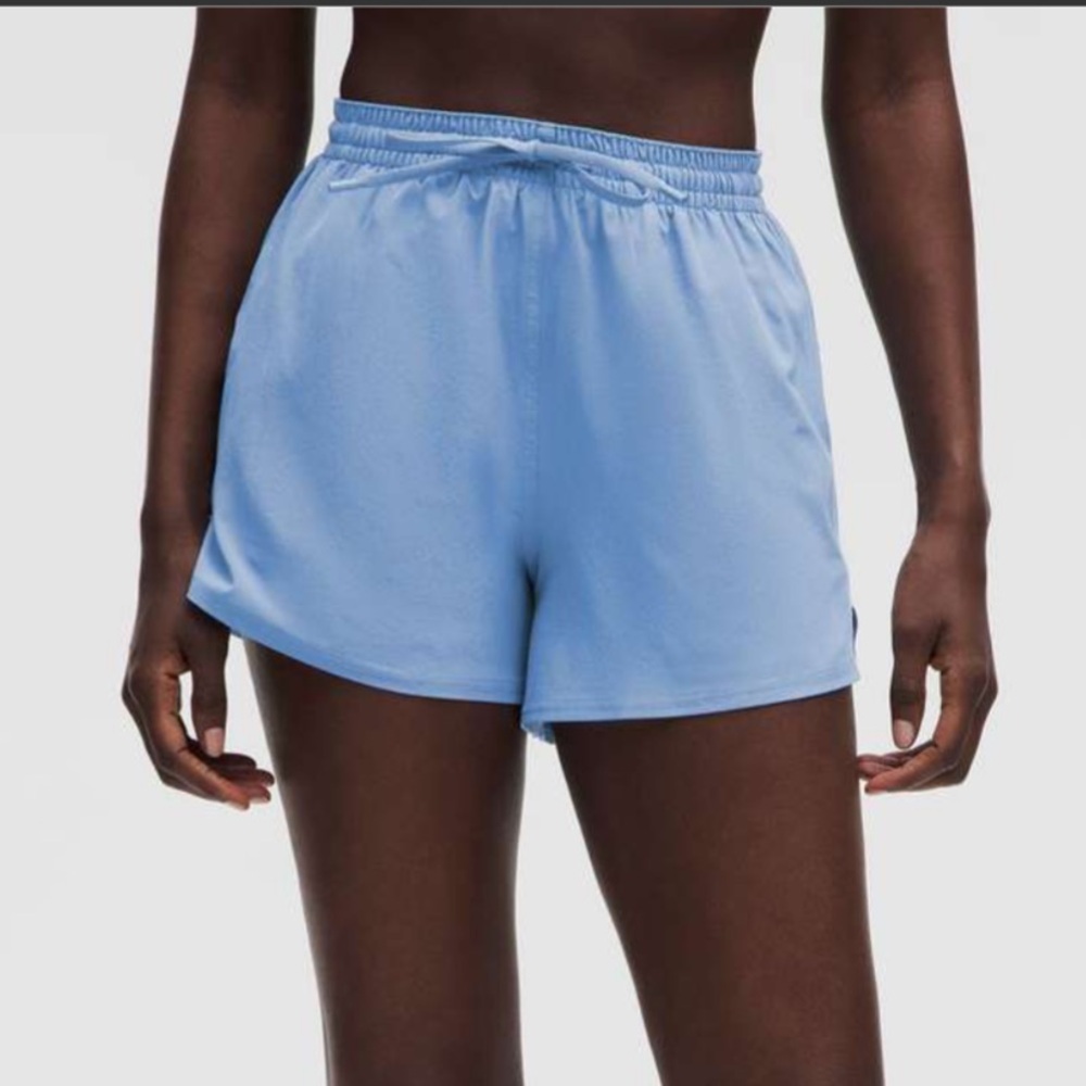 Lululemon Pace Rival High-Rise Short 3"
Pool Party